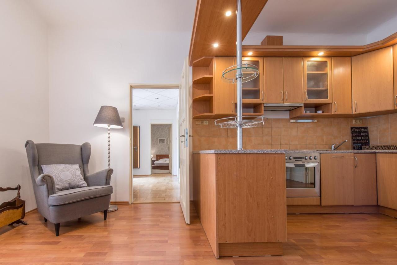 Prague Locals Monastery Apartments 외부 사진
